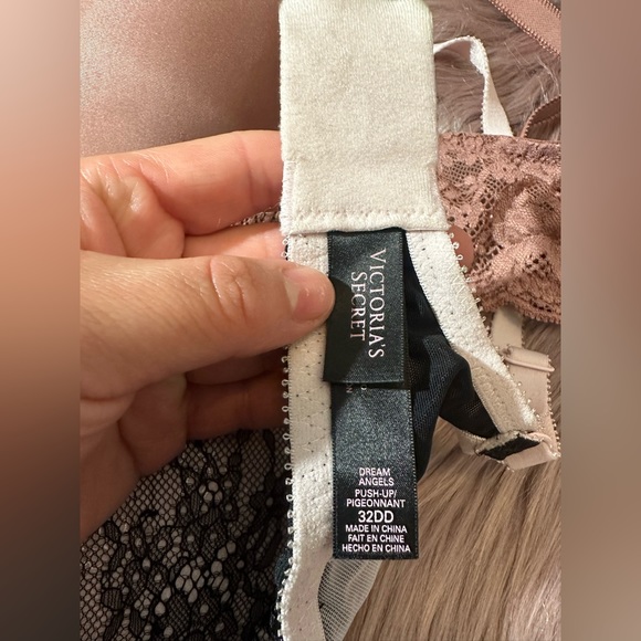 Victoria’s secret bra - Picture 5 of 12